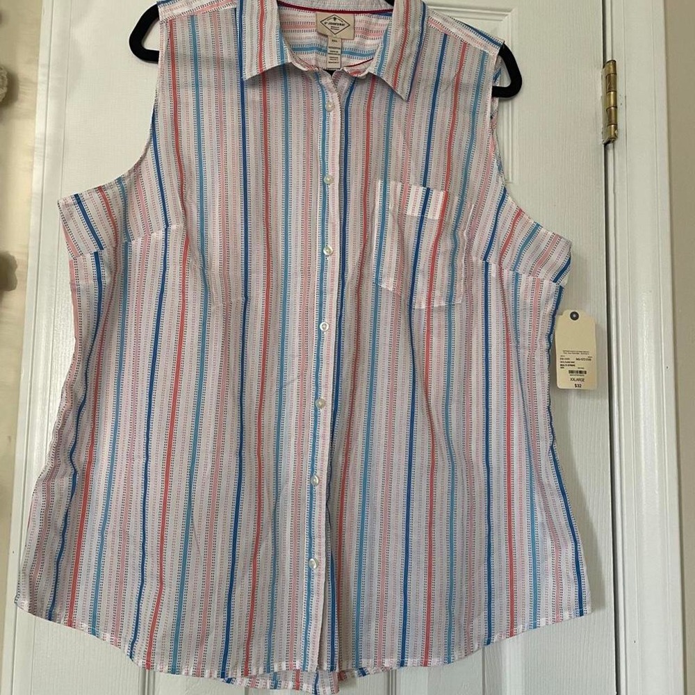 St. John's Bay cotton shirt Size XXL.
